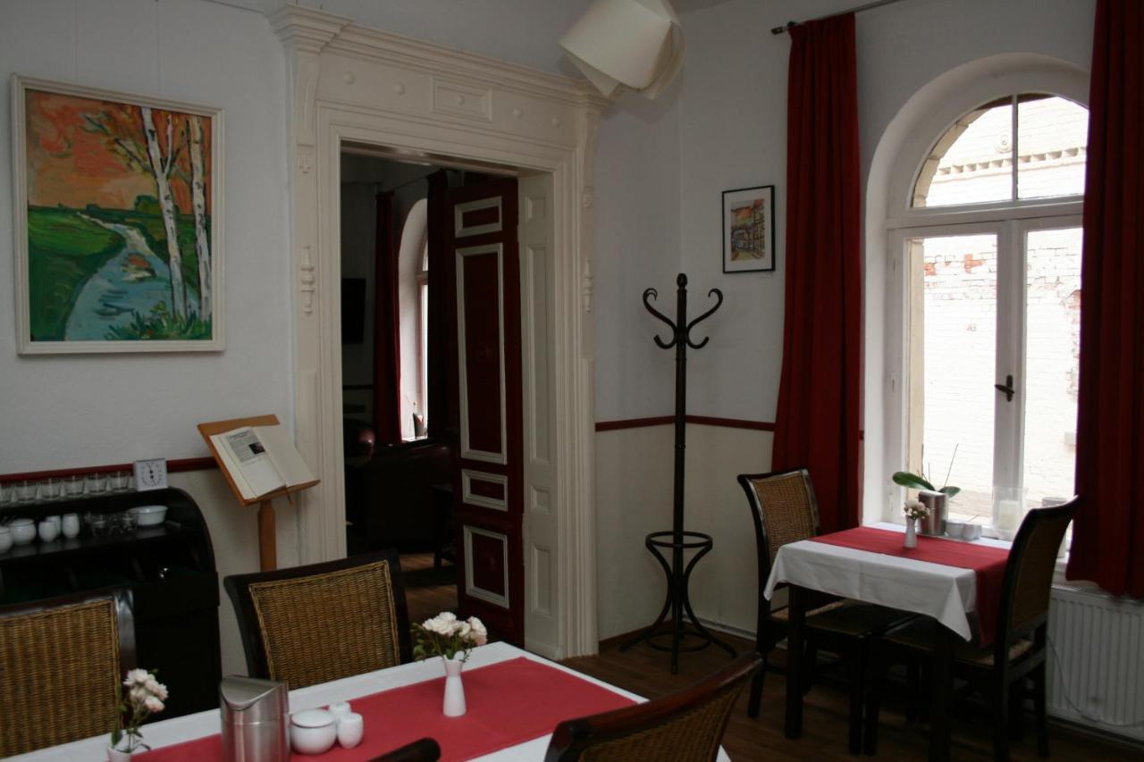 Pension-Ristorante Ventura Ehemals Reinhards Pension Hornburg  Экстерьер фото